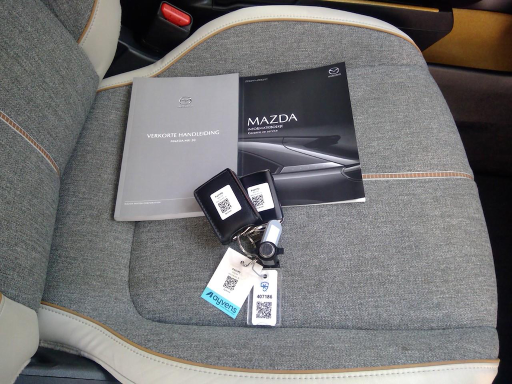 Foto 15 van Mazda MX-30
