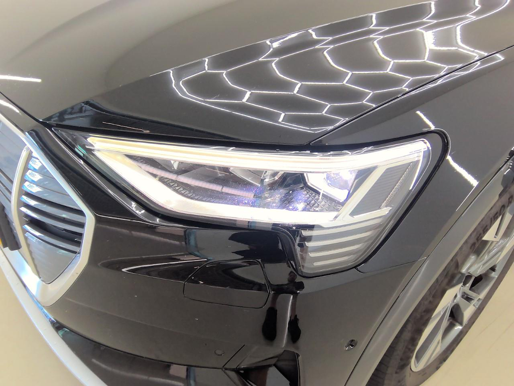 Foto 25 van Audi e-tron