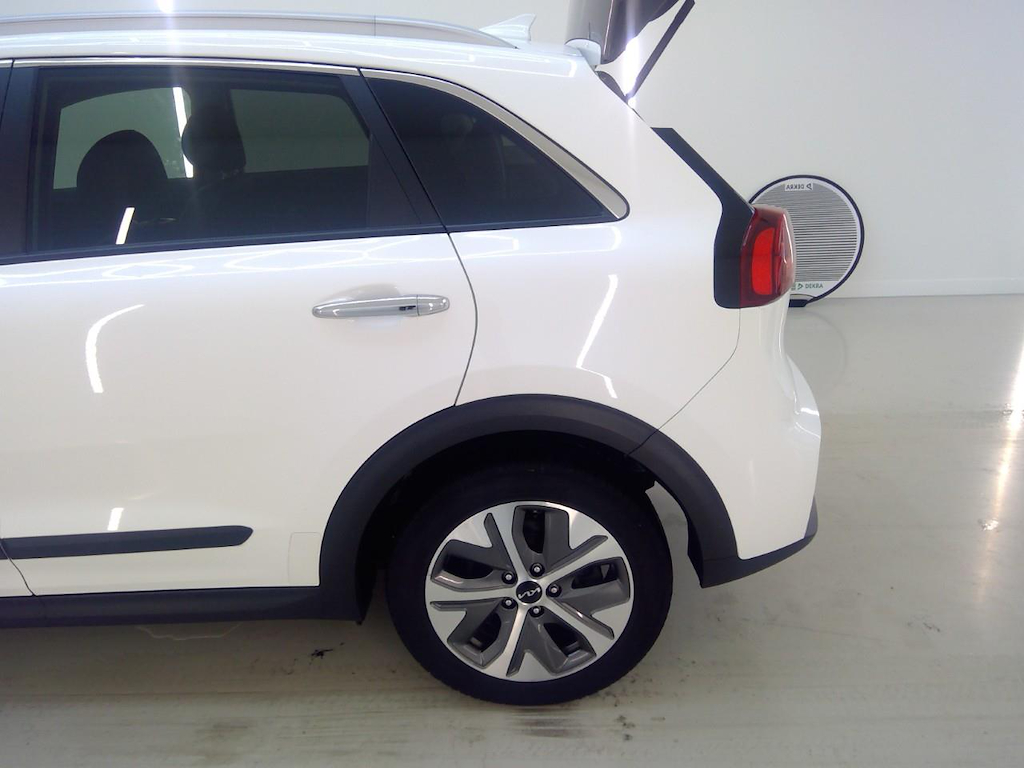Foto 31 van Kia Niro