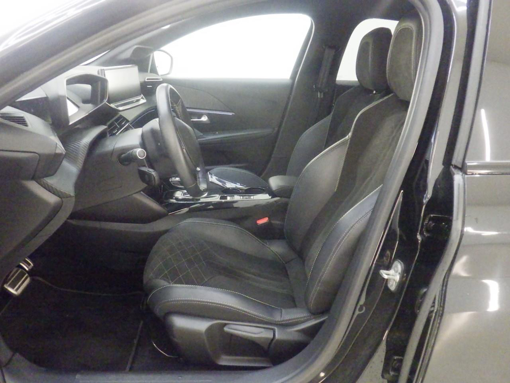 Foto 8 van Peugeot E-208