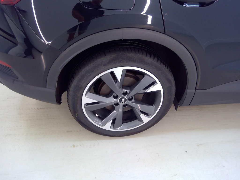 Foto 12 van Audi Q4 e-tron