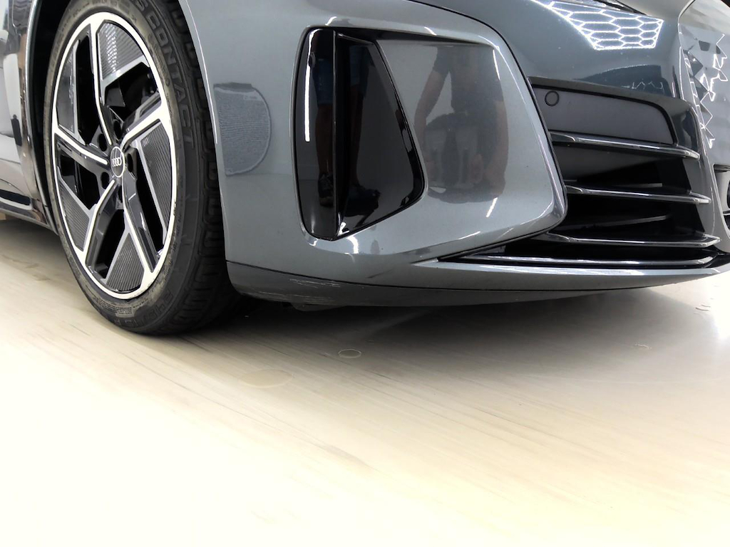 Foto 28 van Audi e-tron GT