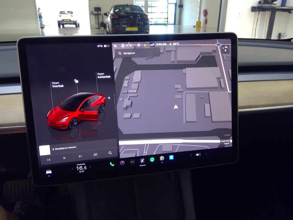 Foto 20 van Tesla Model 3