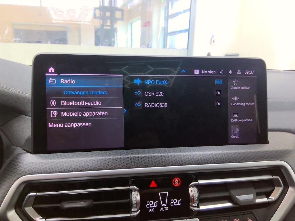Foto 17 van BMW ix3
