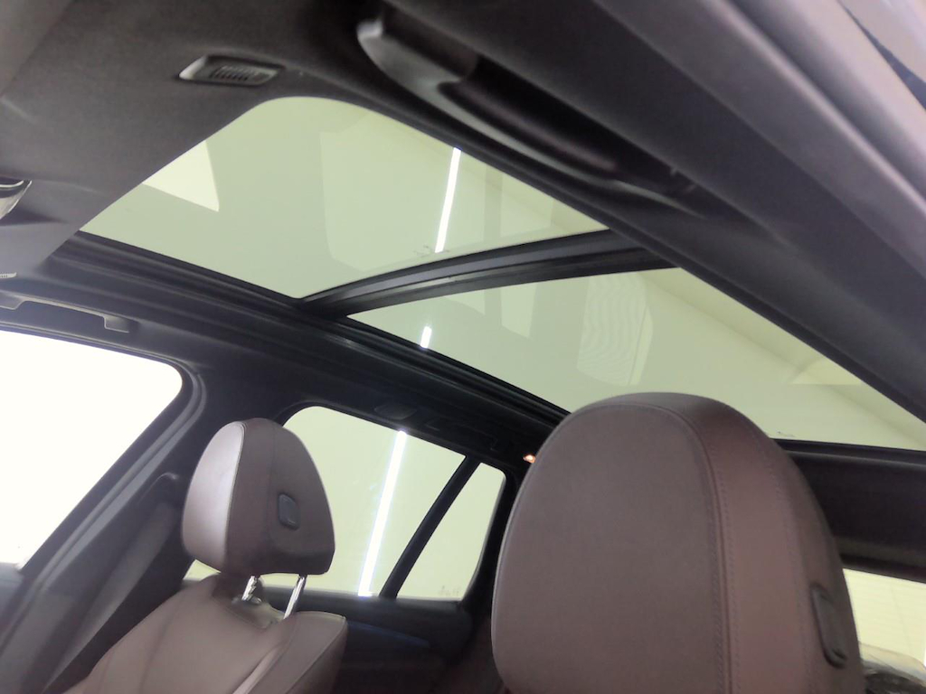 Foto 20 van BMW ix3