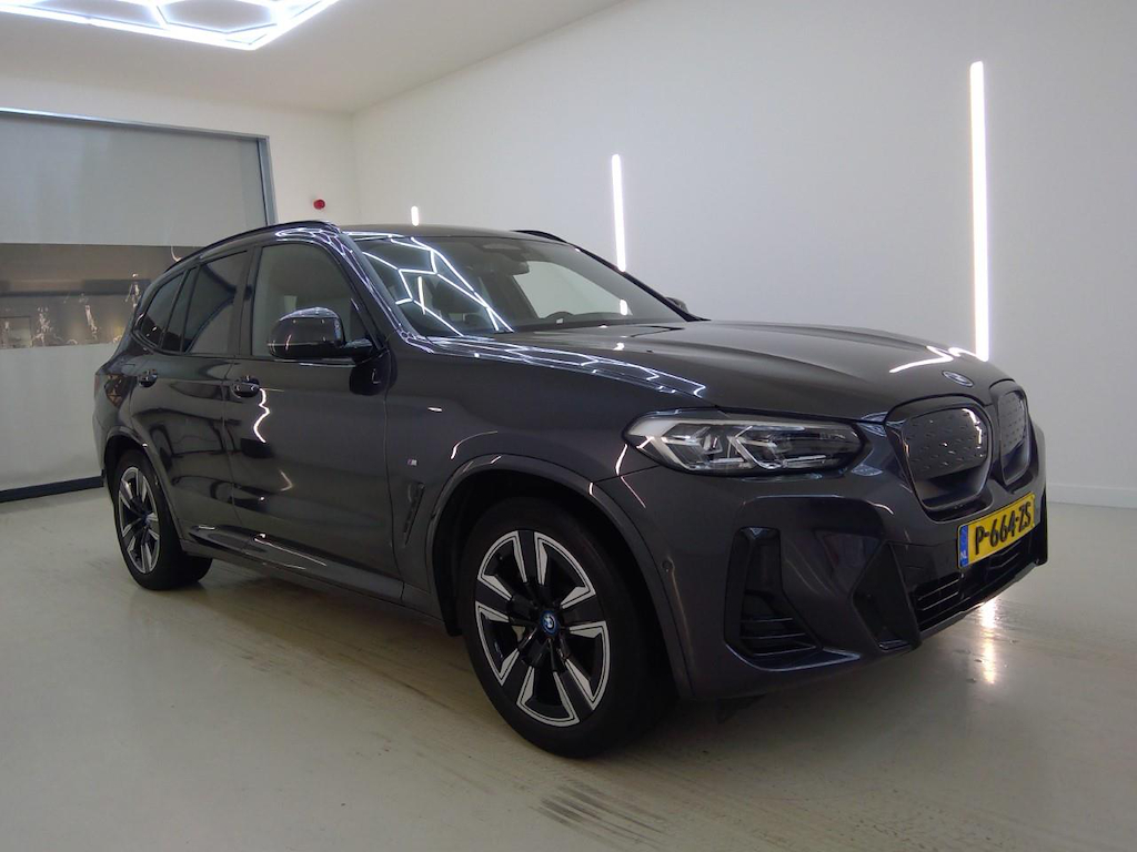 Foto 6 van BMW ix3