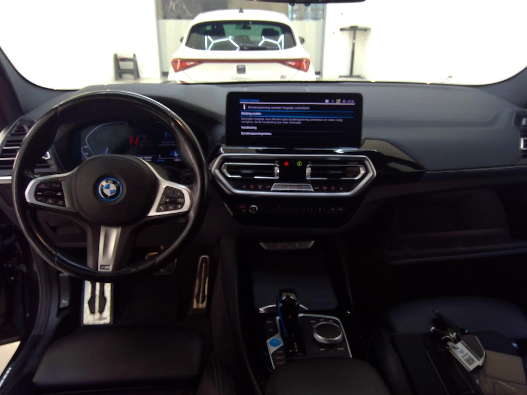 Foto 9 van BMW ix3