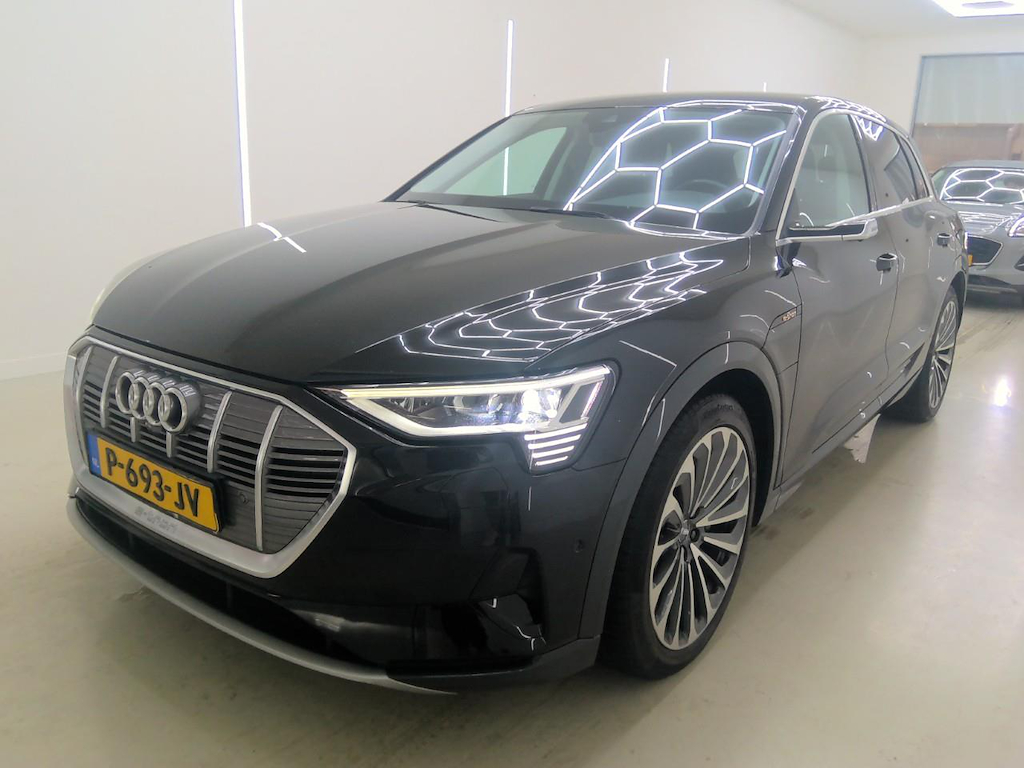 Foto 2 van Audi e-tron