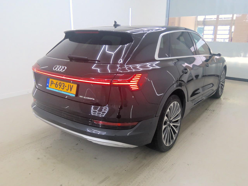 Foto 3 van Audi e-tron