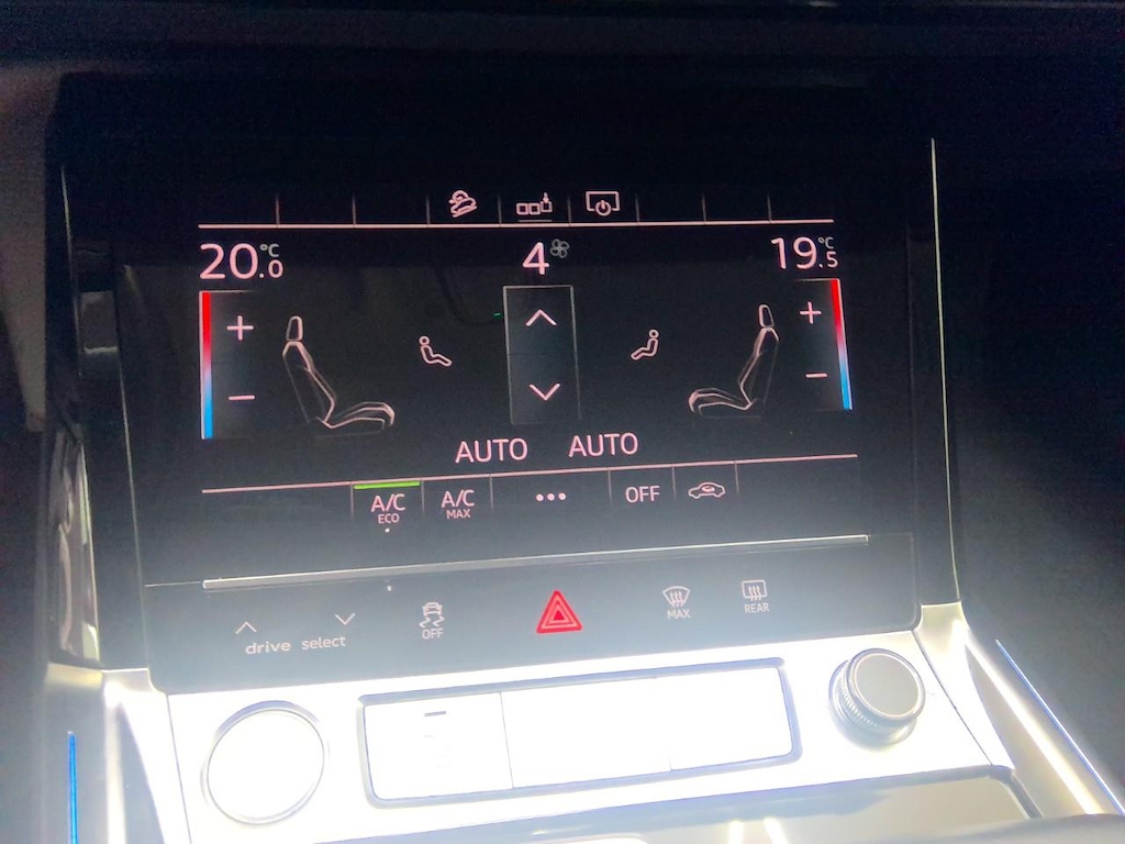 Foto 20 van Audi e-tron