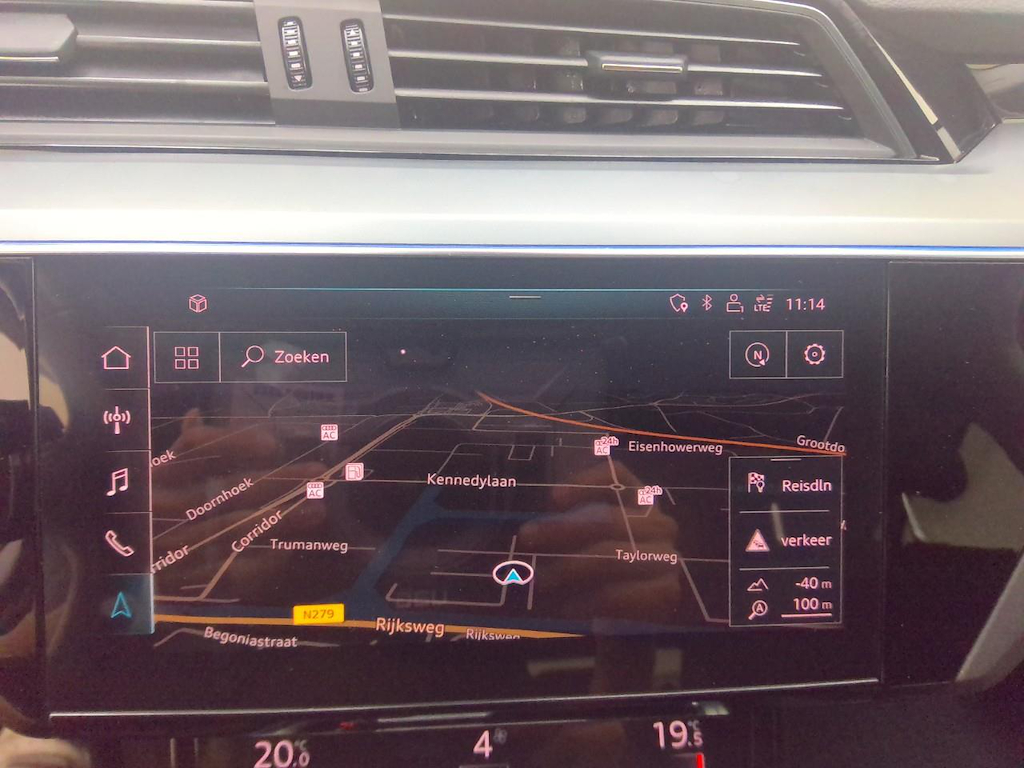 Foto 21 van Audi e-tron