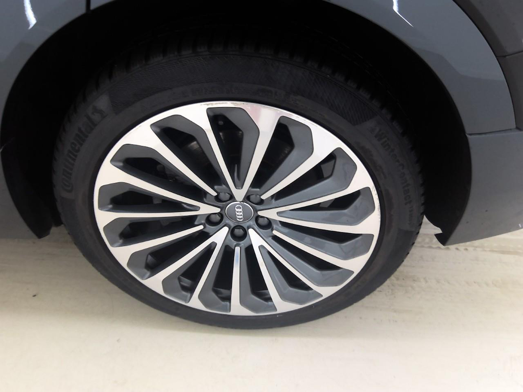 Foto 27 van Audi e-tron