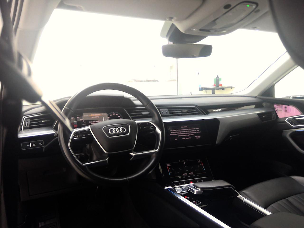 Foto 4 van Audi e-tron