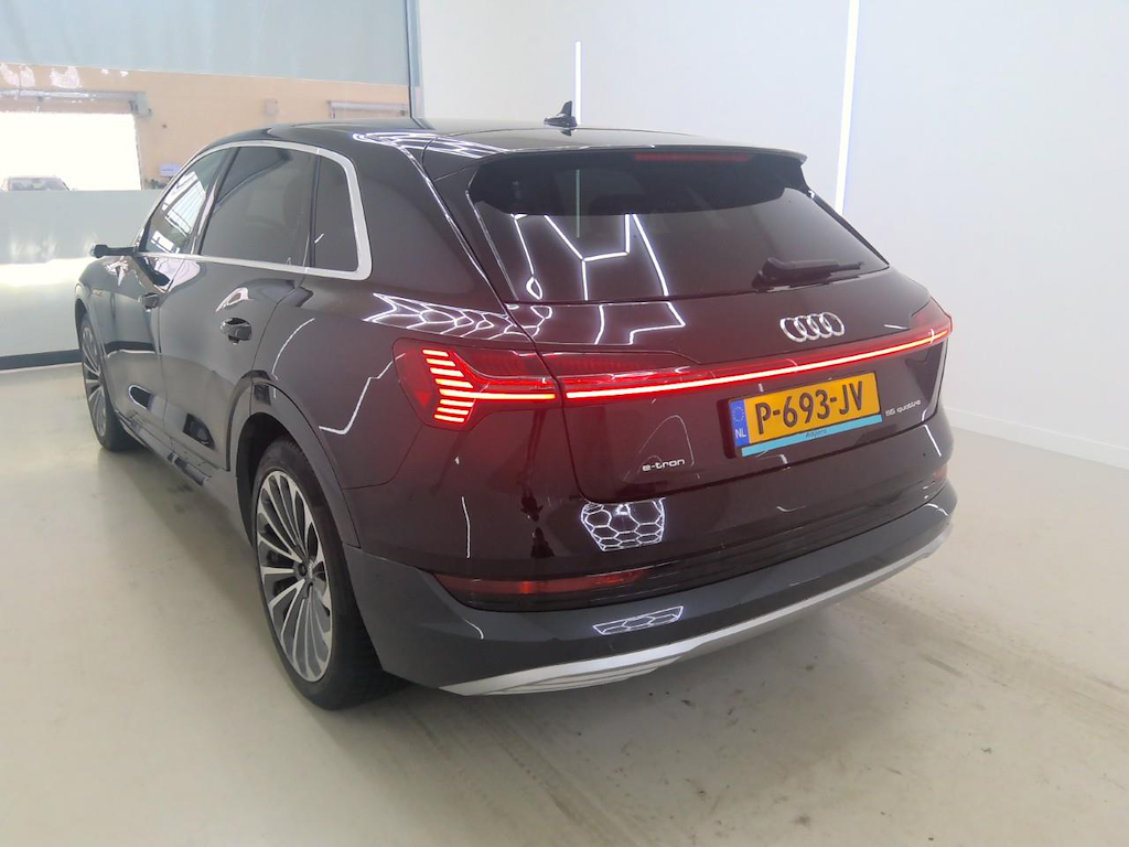 Foto 6 van Audi e-tron