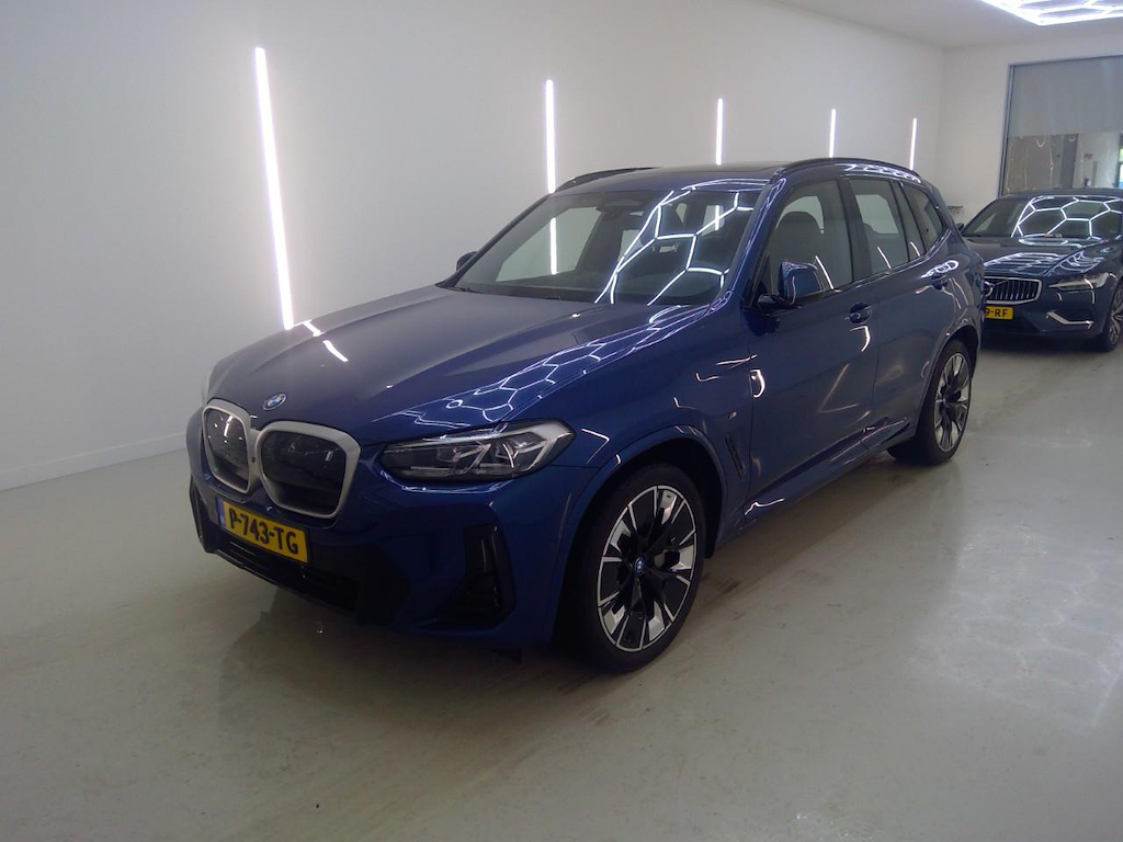 Foto 2 van BMW ix3
