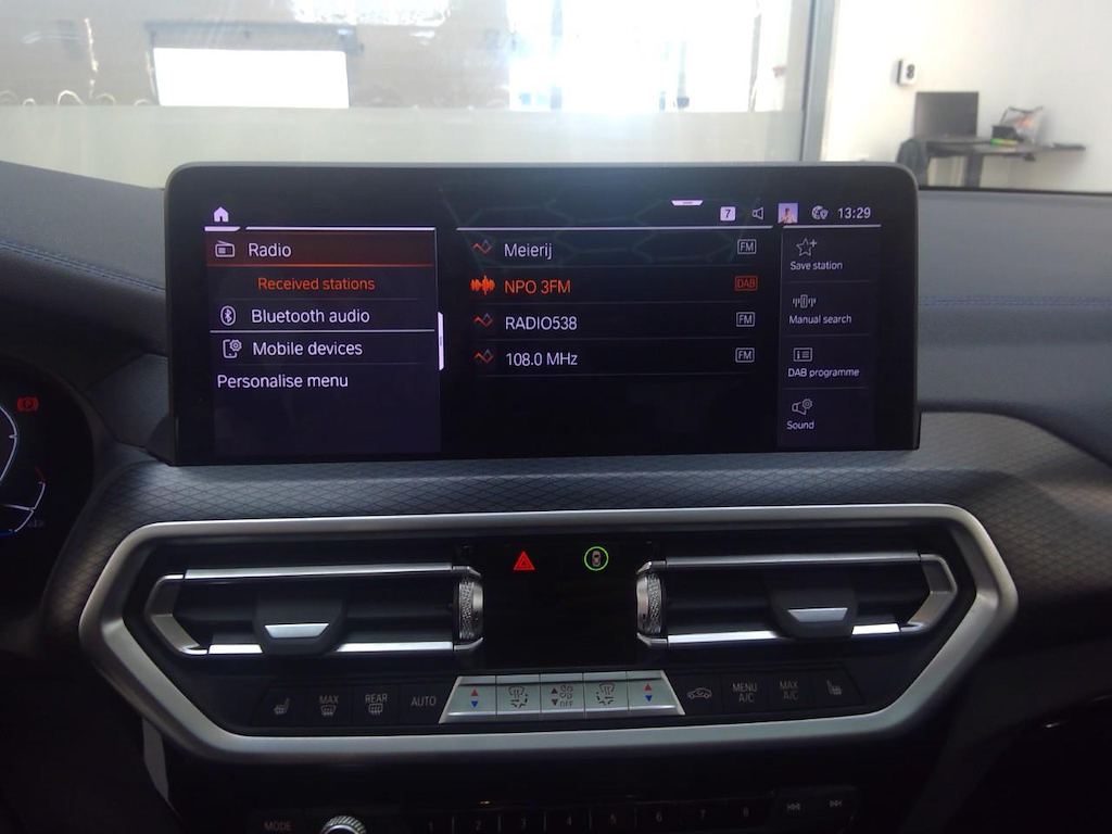 Foto 17 van BMW ix3
