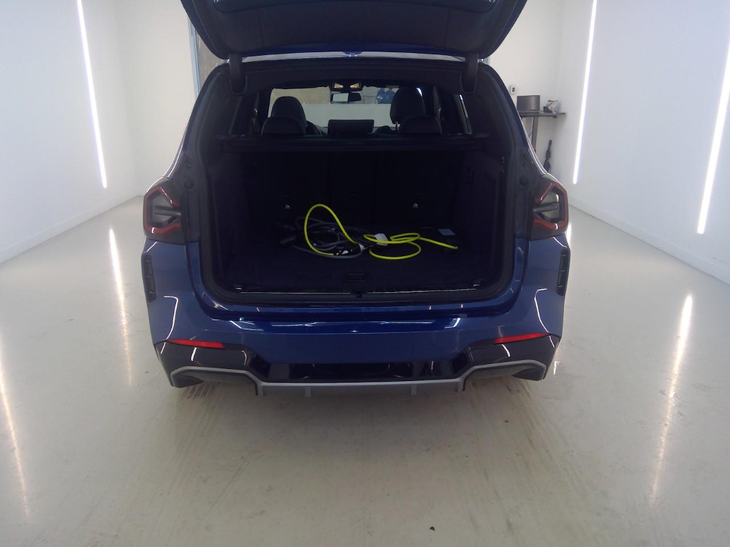 Foto 10 van BMW ix3