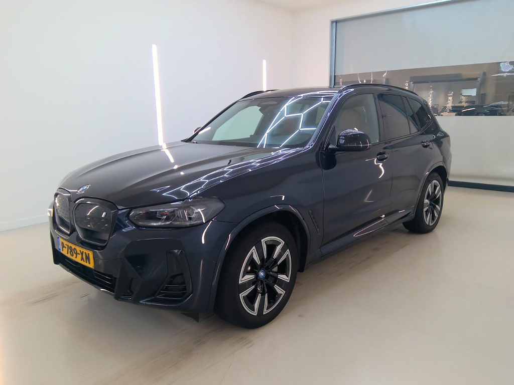 Foto 2 van BMW ix3