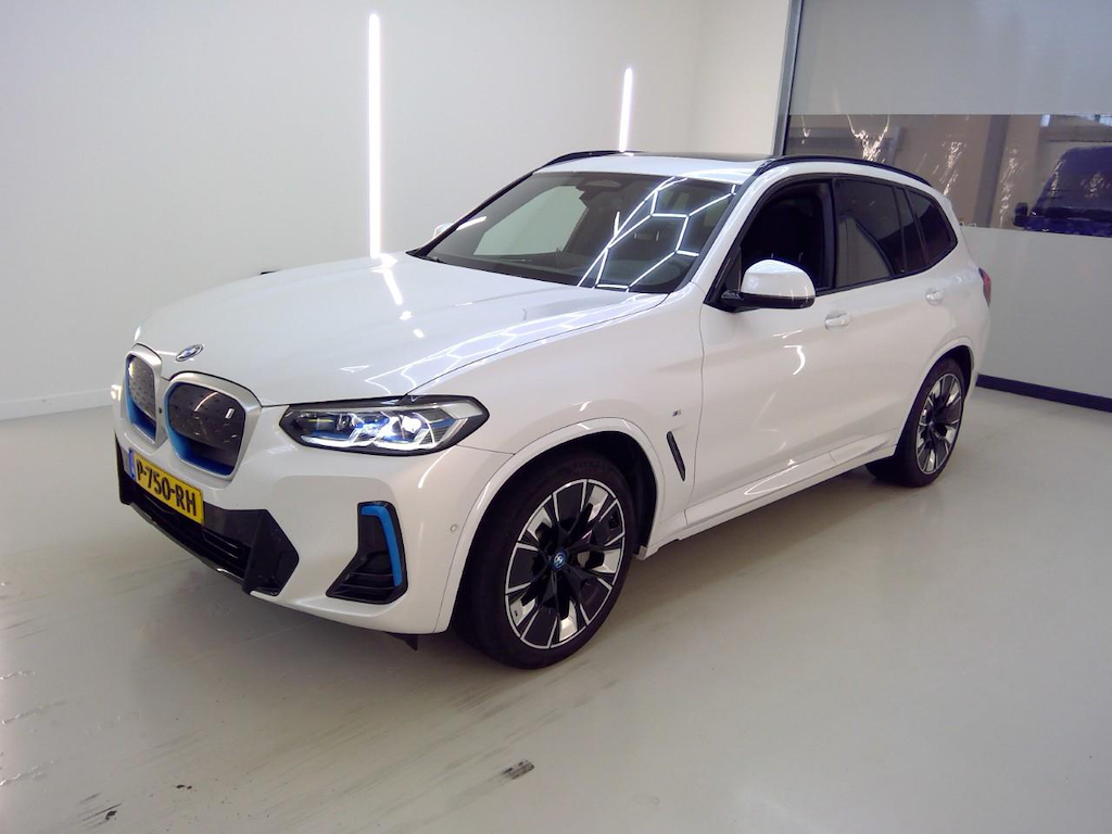 Foto 2 van BMW ix3