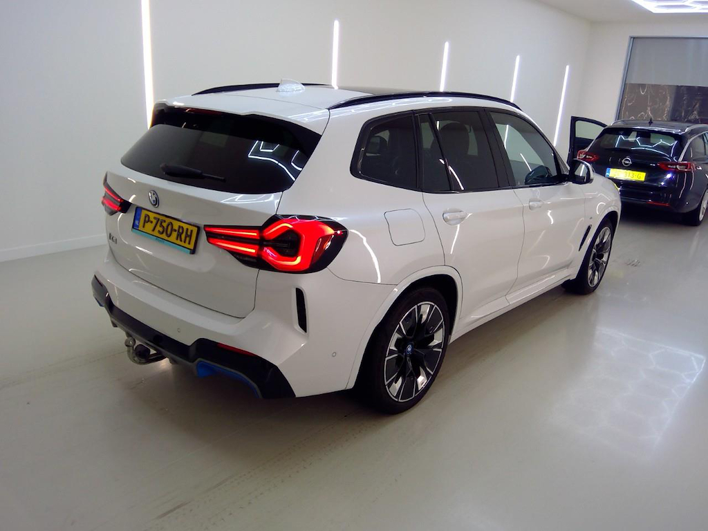 Foto 3 van BMW ix3