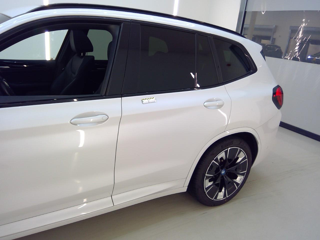 Foto 27 van BMW ix3