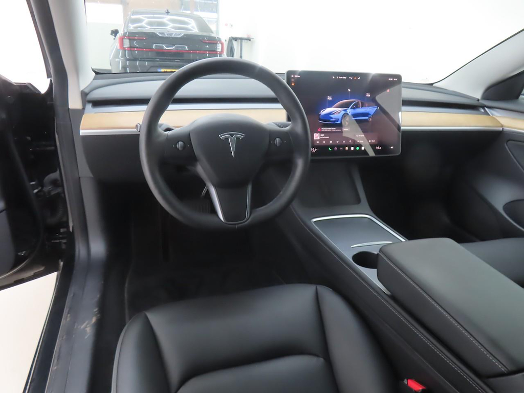 Foto 5 van Tesla Model 3