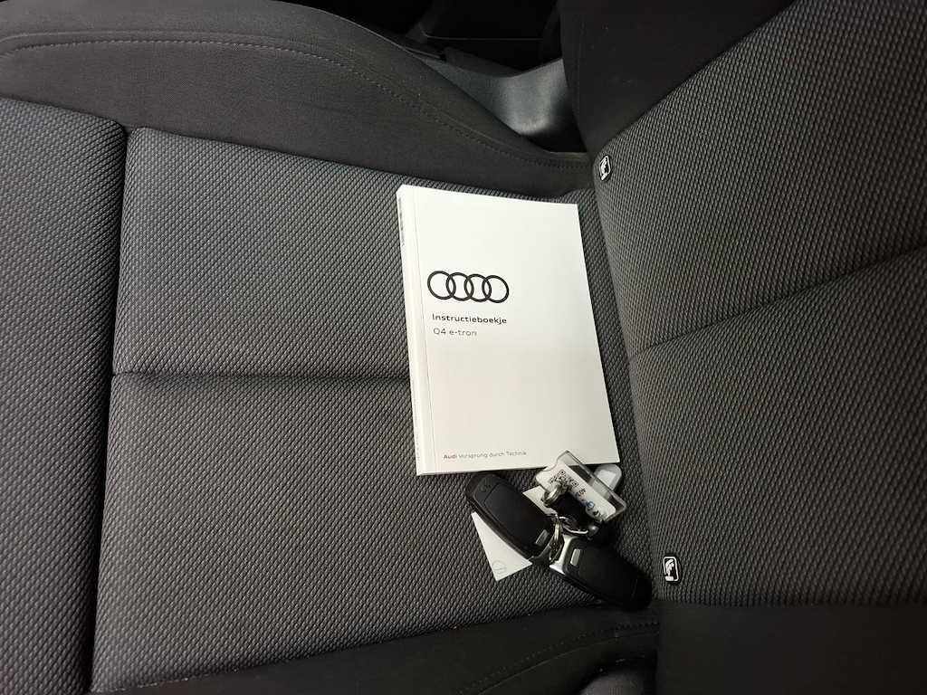Foto 24 van Audi Q4 e-tron