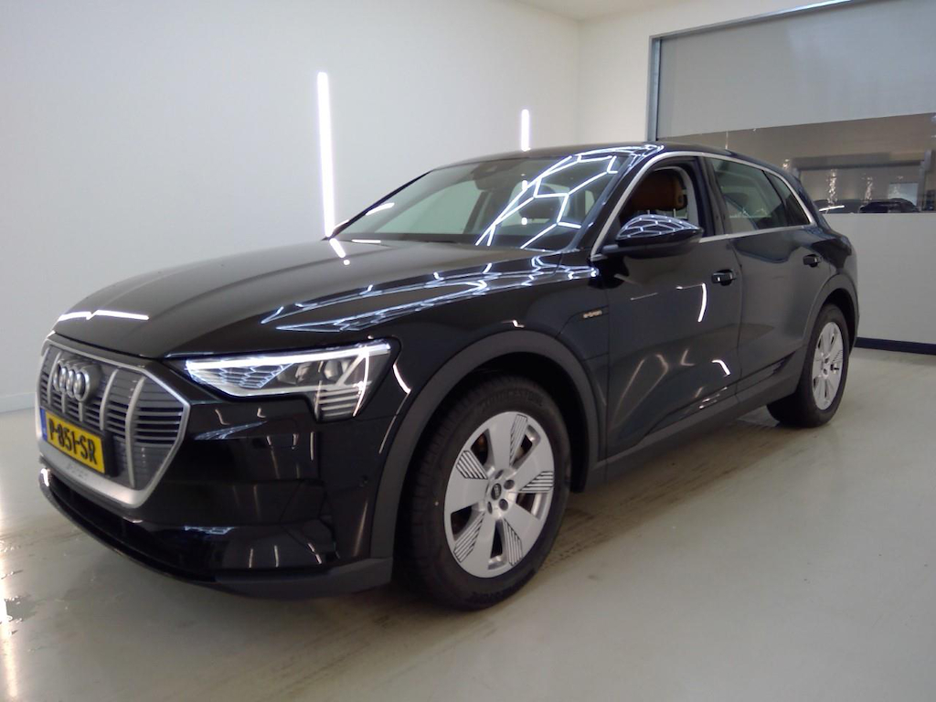 Foto 2 van Audi e-tron