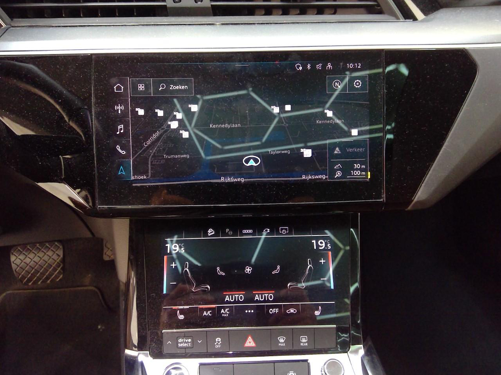 Foto 13 van Audi e-tron