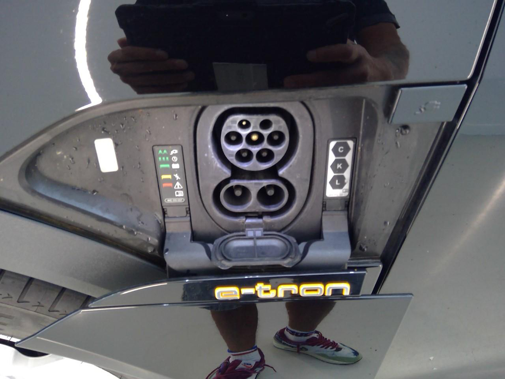 Foto 7 van Audi e-tron