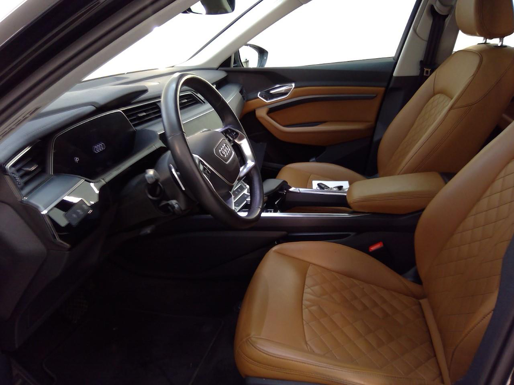 Foto 8 van Audi e-tron