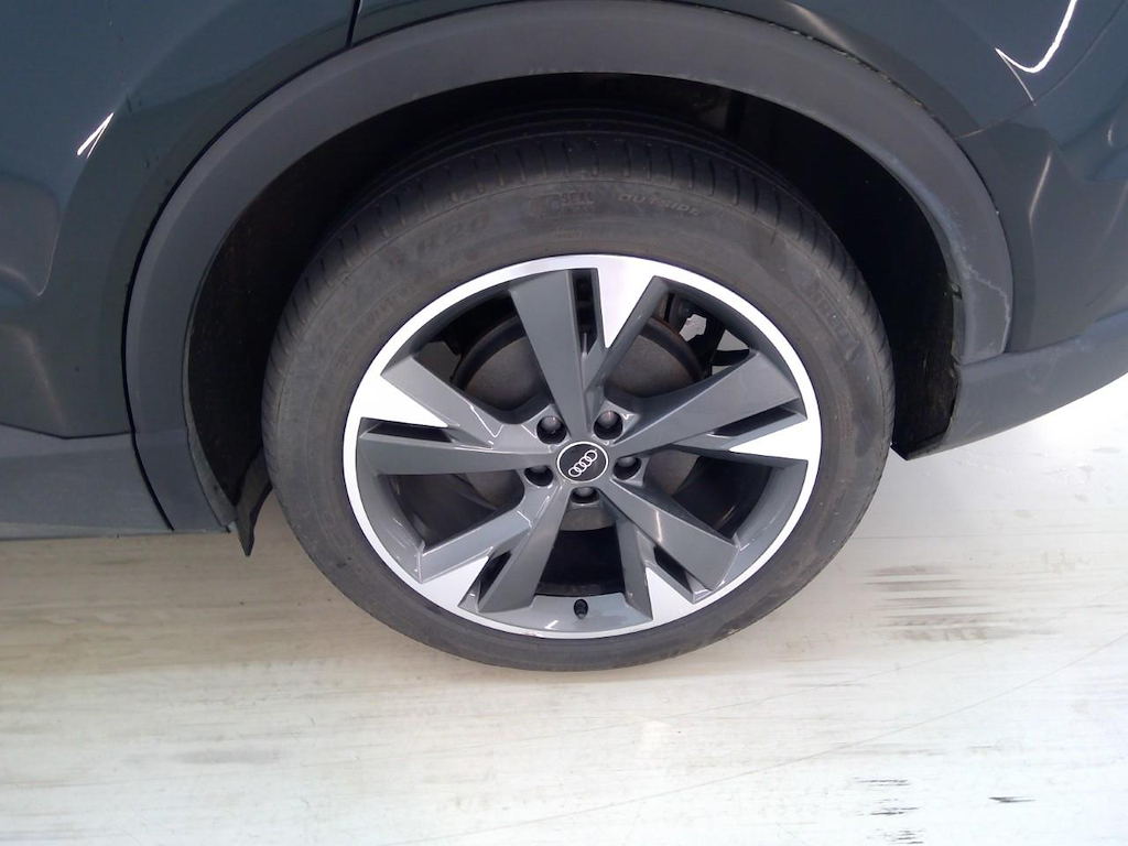 Foto 12 van Audi Q4 e-tron