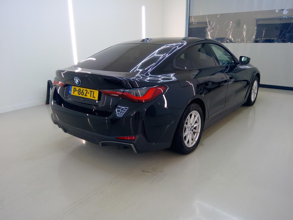 Foto 3 van BMW i4