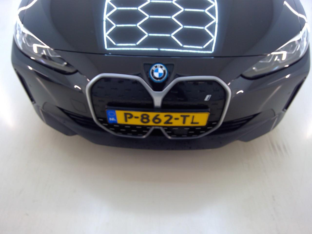 Foto 25 van BMW i4