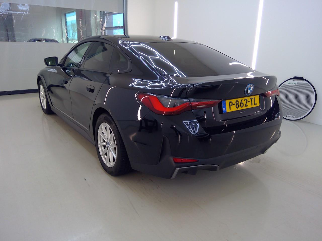 Foto 7 van BMW i4