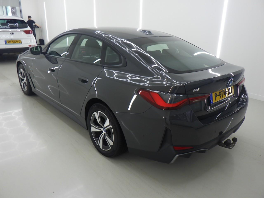 Foto 6 van BMW i4