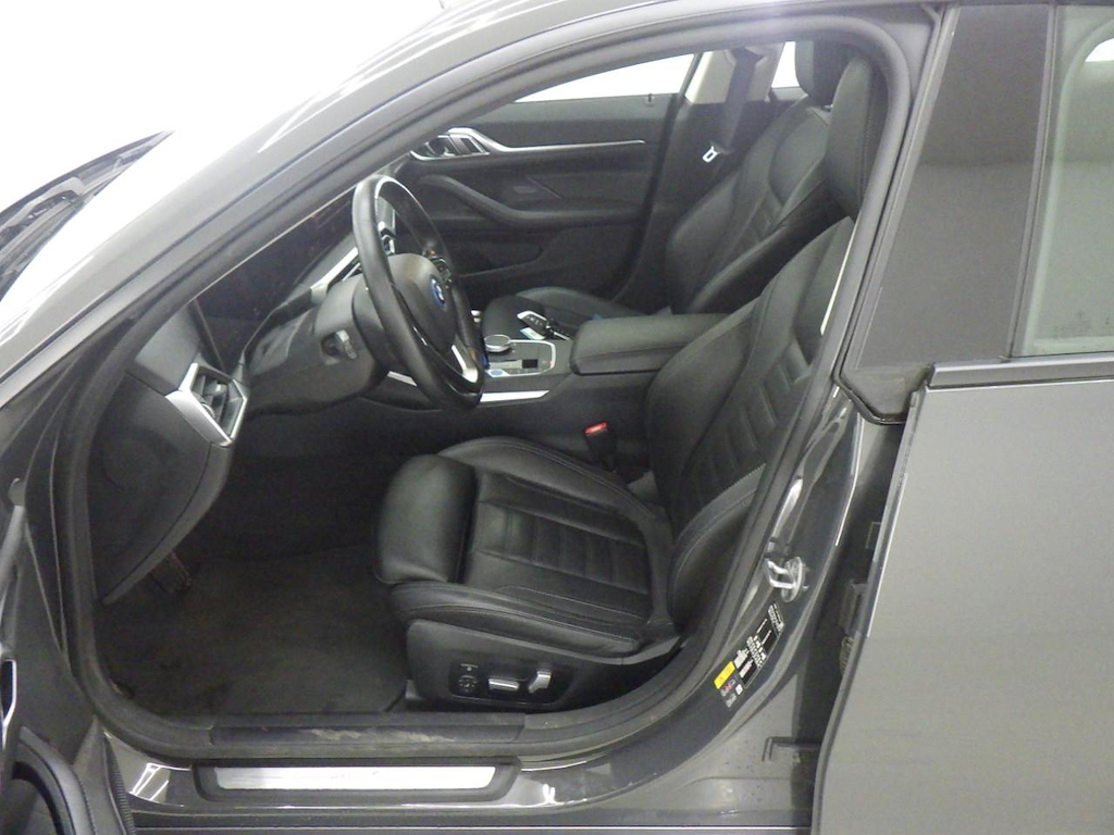 Foto 7 van BMW i4