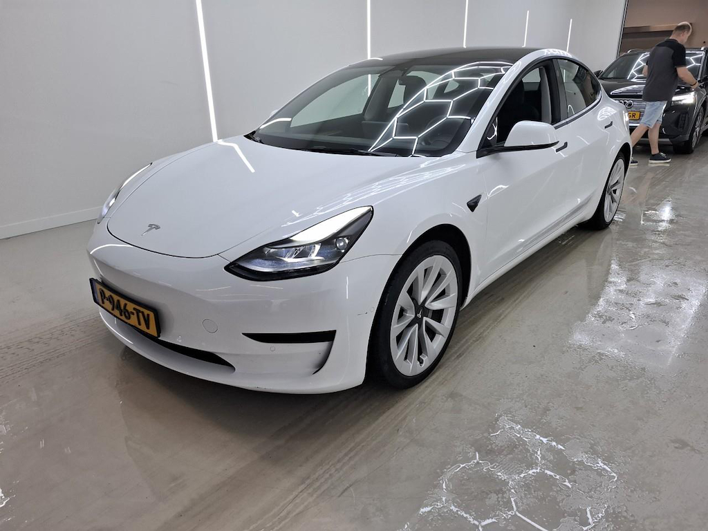 Foto 2 van Tesla Model 3
