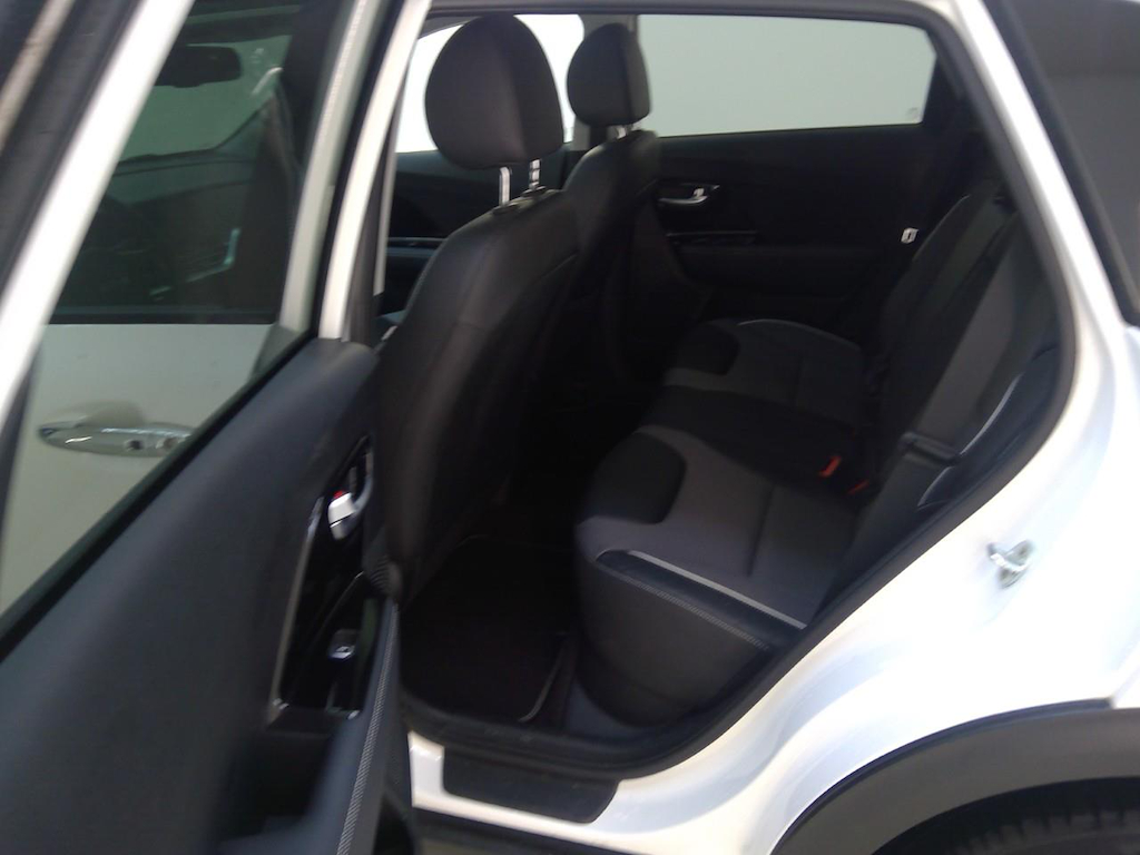 Foto 9 van Kia Niro