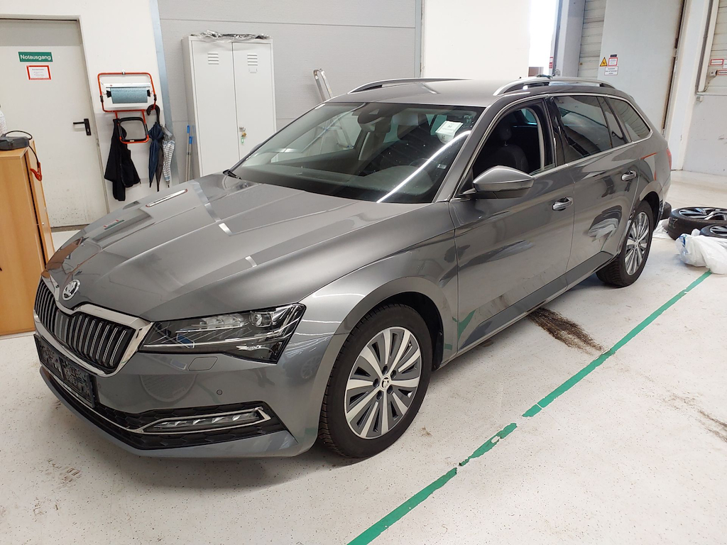 Skoda Superb 150 PS TDI STYLE 7-GANG DSG COMBI