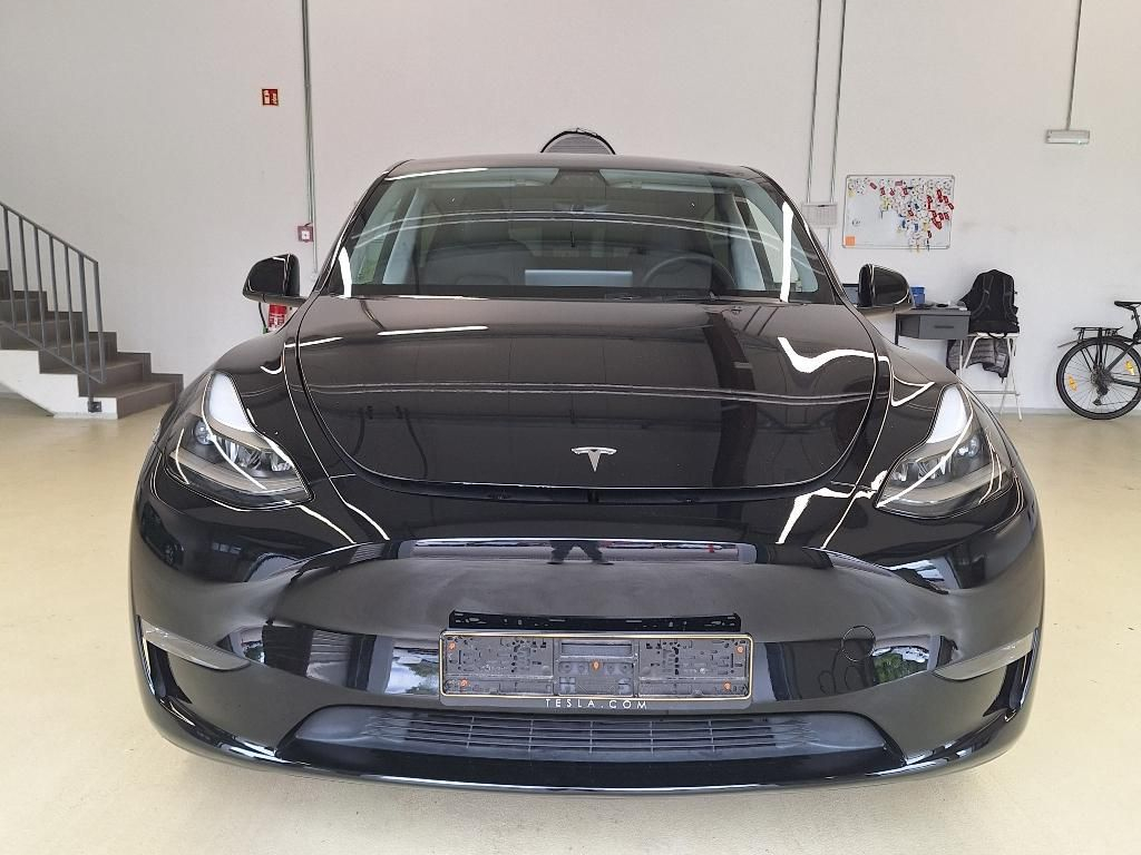 Tesla Model Y 75KWH LR AWD AUTO 476 CV Enhanced Autopilot; 20 Induction Wheels; Solid Black paint;