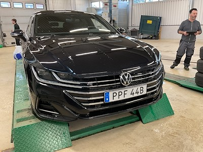 Buy VOLKSWAGEN ARTEON on Ayvens Carmarket
