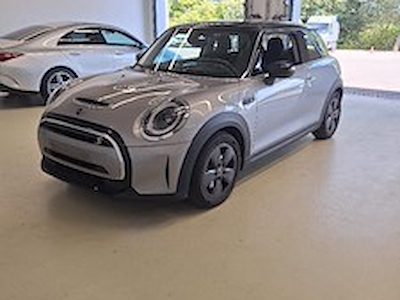 Buy MINI MINI 32.6 KWH COOPER SE on Ayvens Carmarket