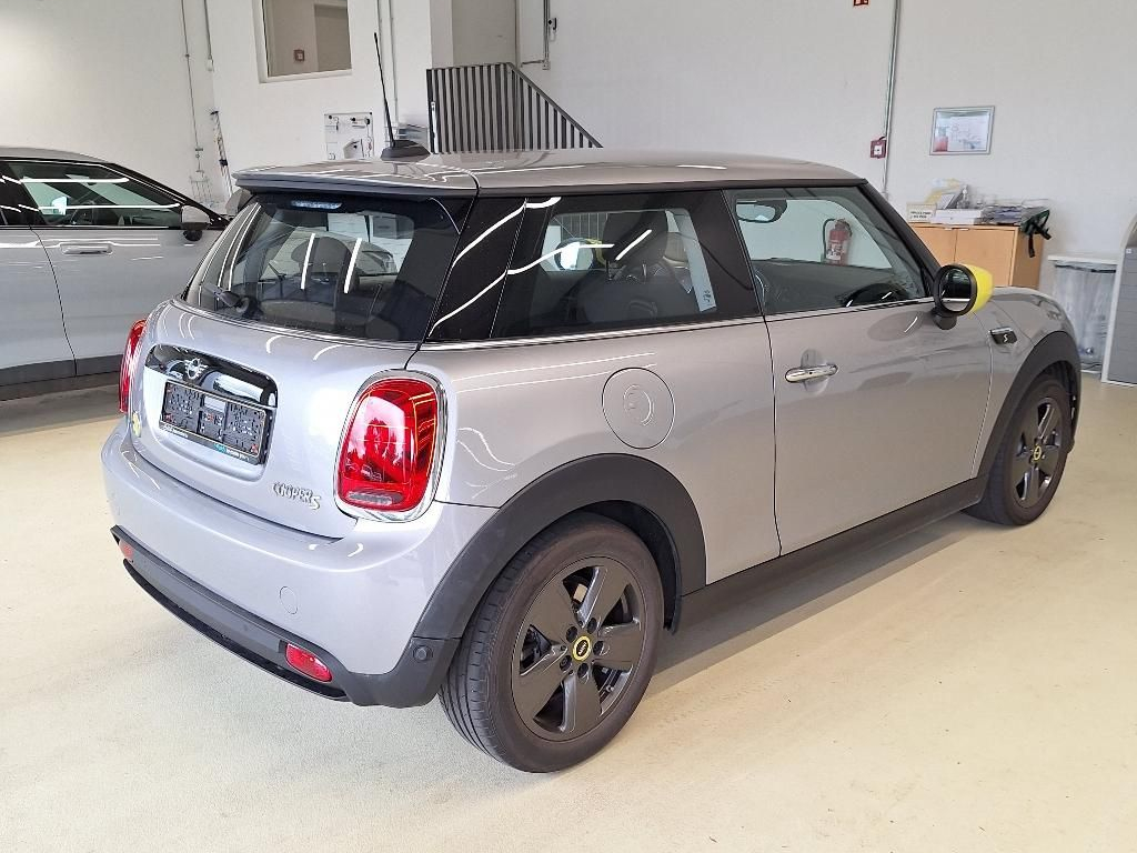 Mini Cooper 32.6 KWH  SE 184 CV Experience Plus Pack; PDC; Rear park cam; Comfort access; GPS