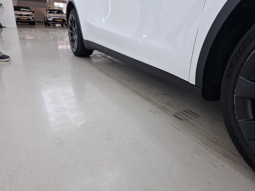 Foto 16 van Tesla Model Y