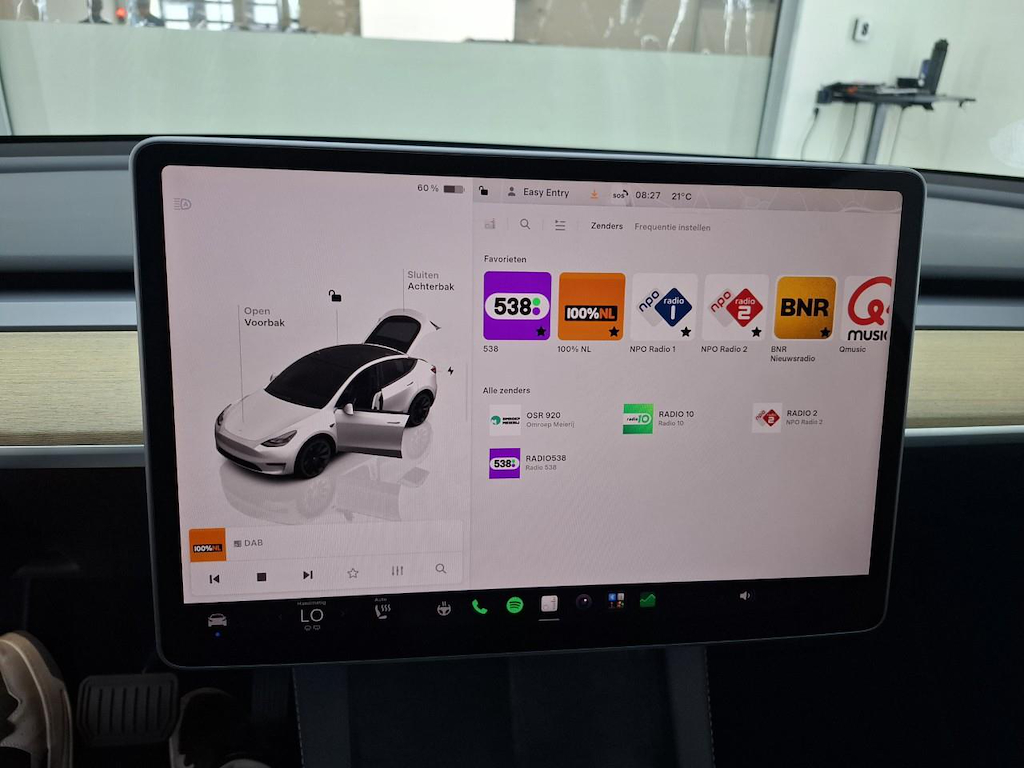 Foto 17 van Tesla Model Y