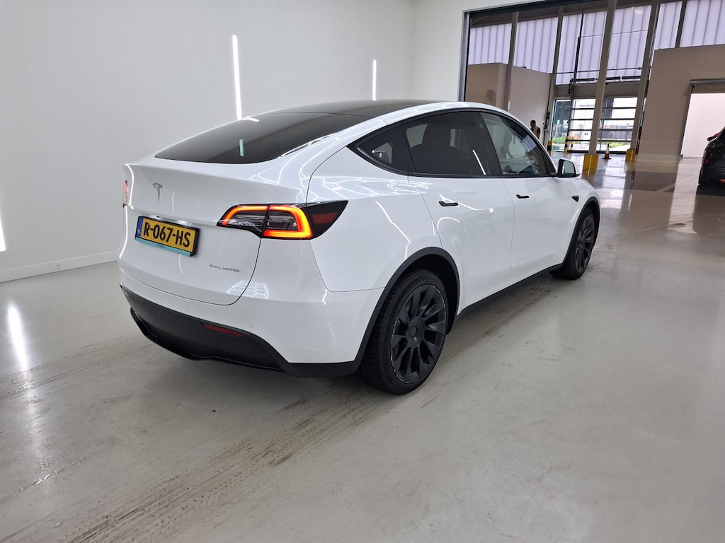 Foto 3 van Tesla Model Y