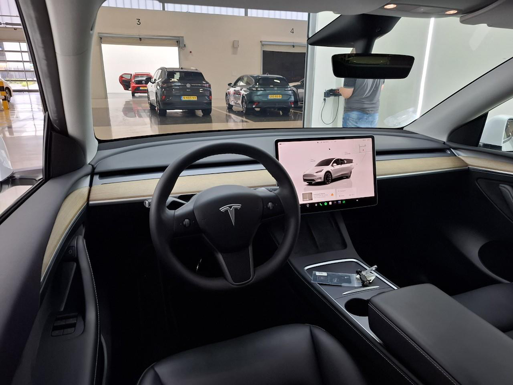 Foto 4 van Tesla Model Y