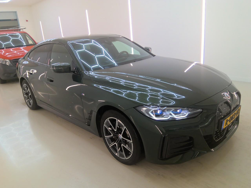 Foto 5 van BMW i4