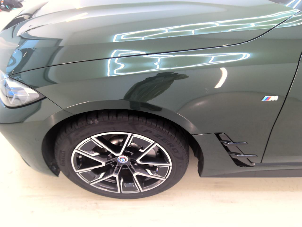 Foto 41 van BMW i4